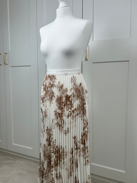 Pleated Skirt