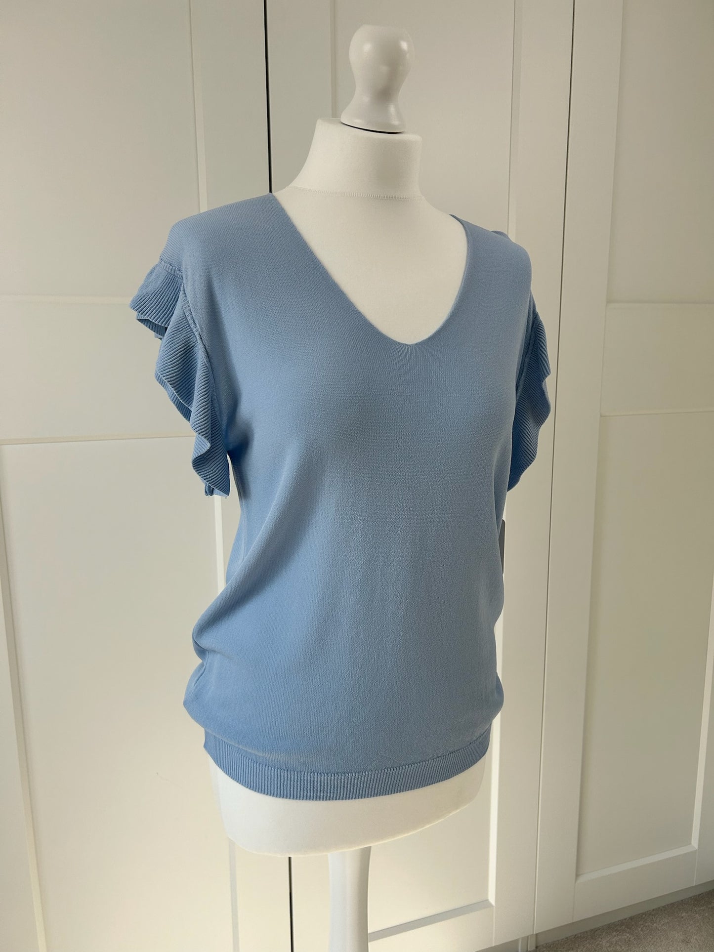 Fine Knit Ruffle Sleeves Top