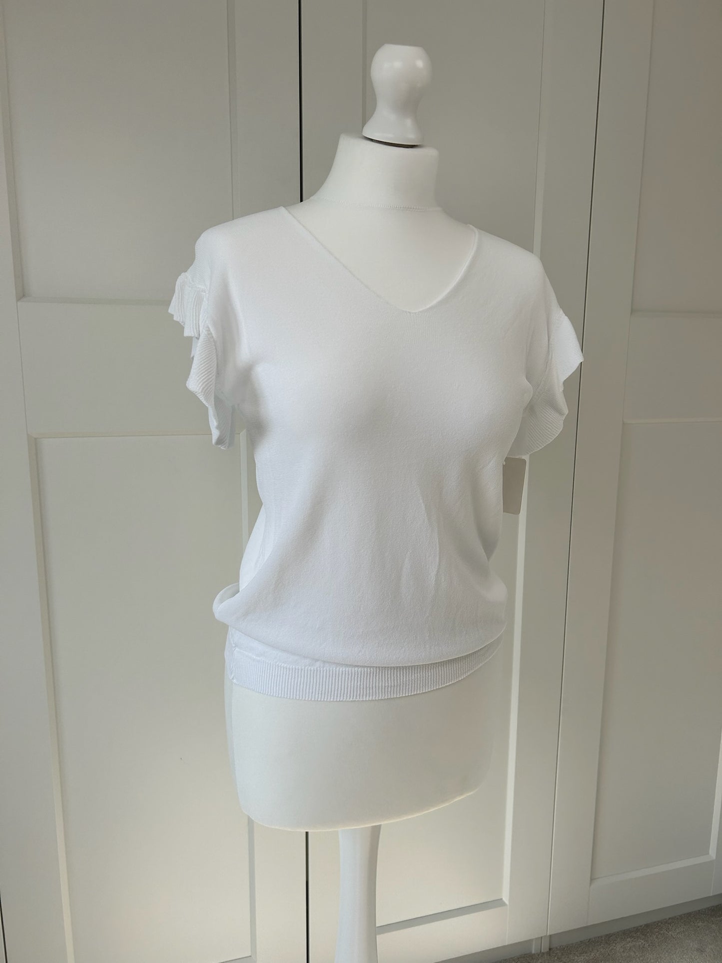 Fine Knit Ruffle Sleeves Top