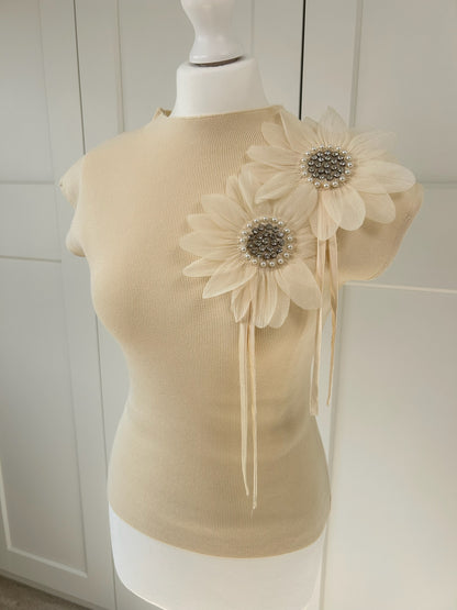 Embelished Flower Fine Knit
