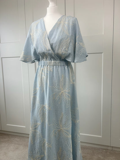 Blue And Cream Embroidery Dress