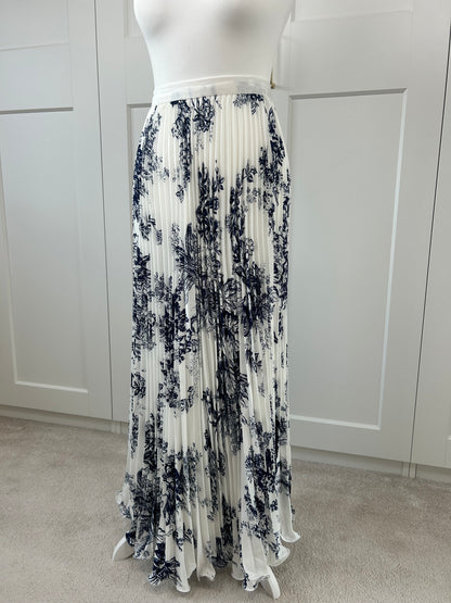 Pleated Skirt