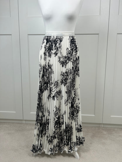 Pleated Skirt