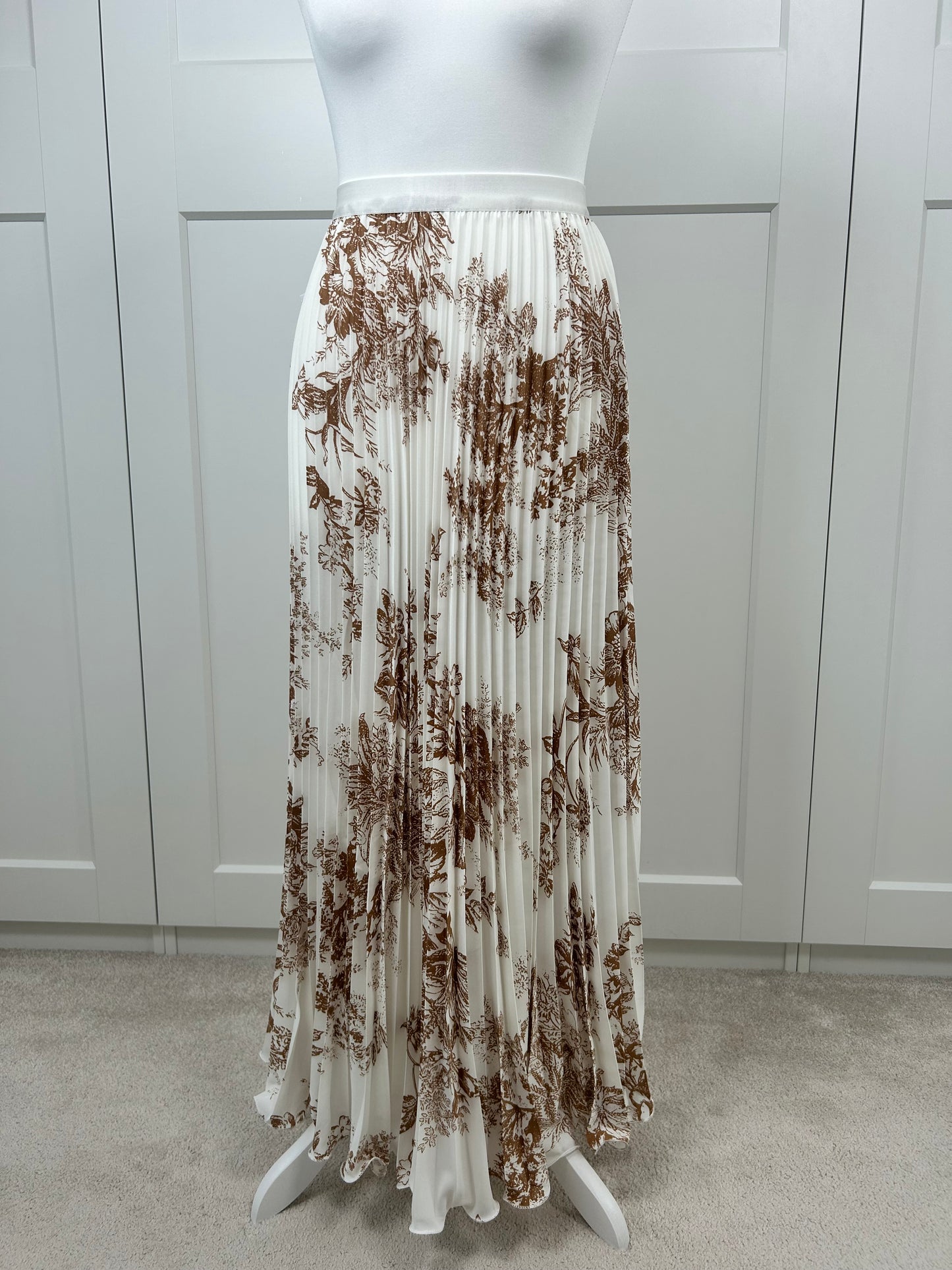 Pleated Skirt