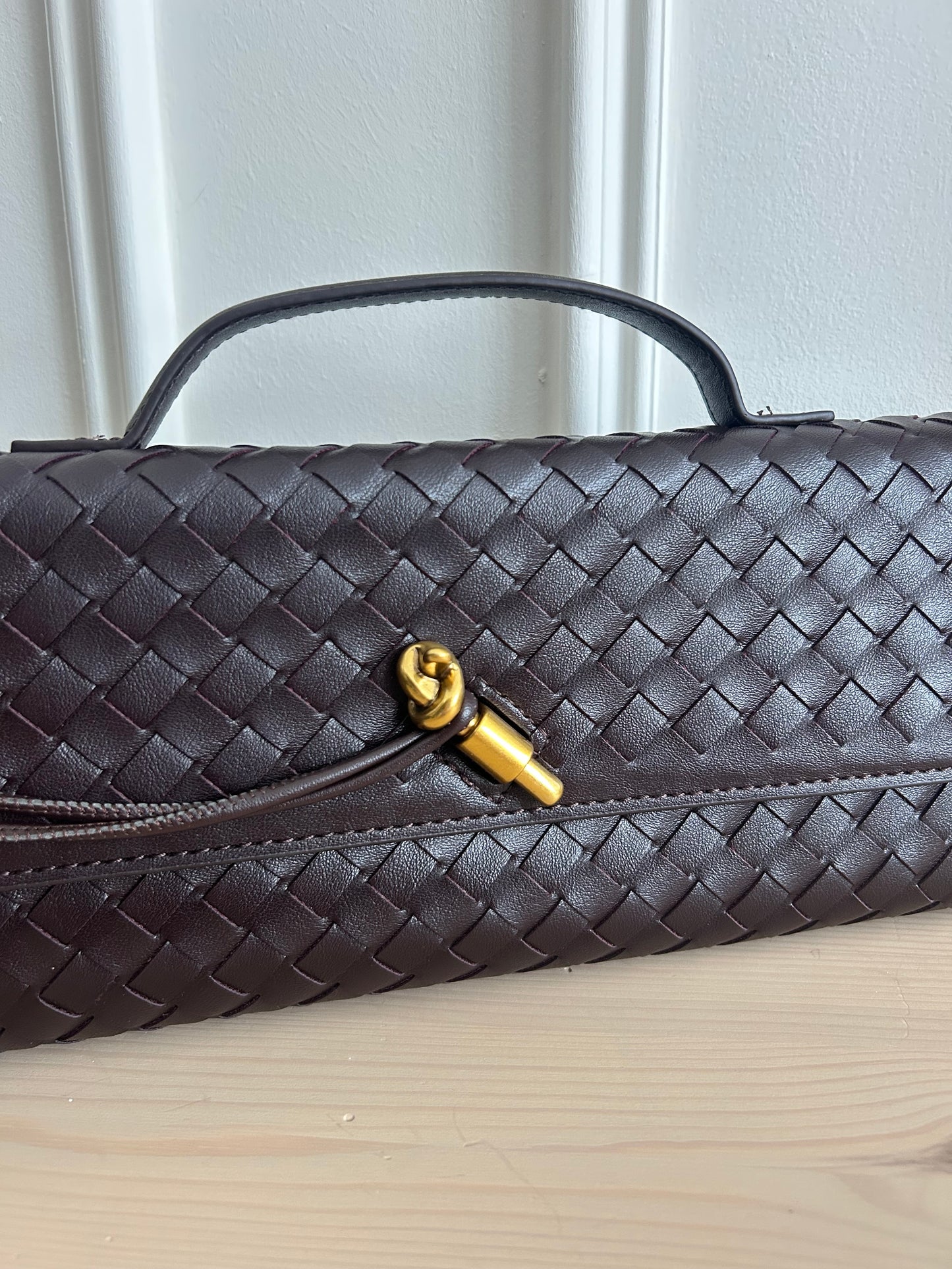 The Lana Woven Clutch