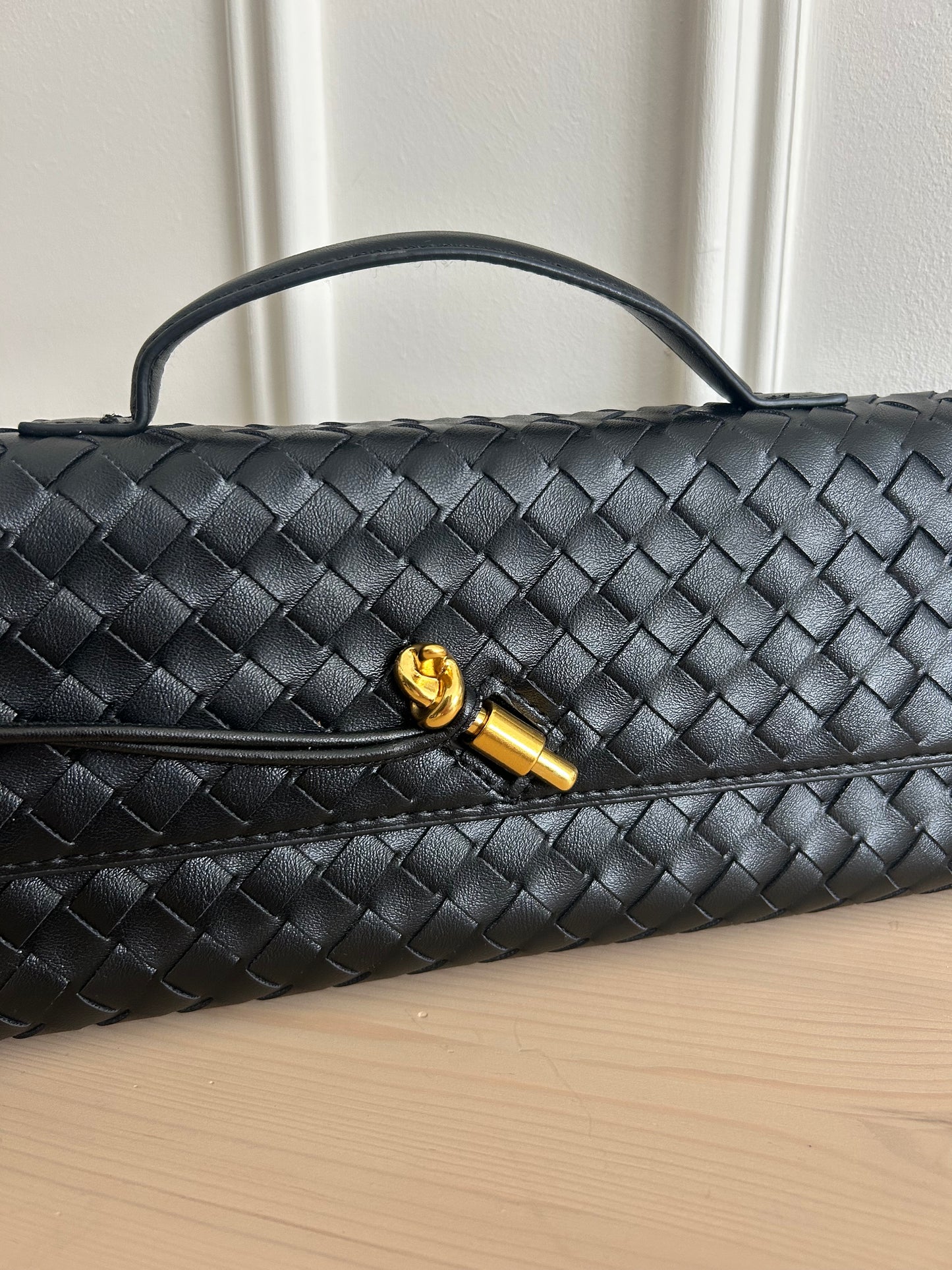 The Lana Woven Clutch